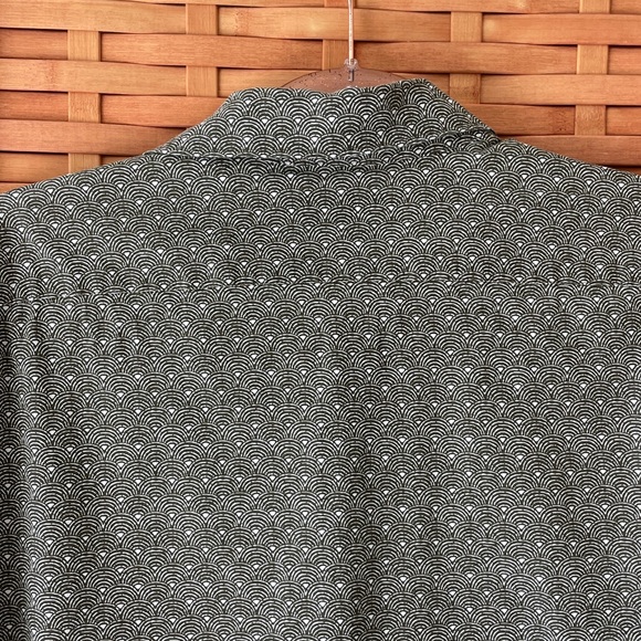 Express Button Down - Picture 5 of 5